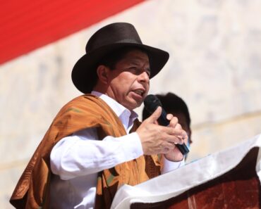  Perú Libre le pide a Pedro Castillo renunciar a su militancia