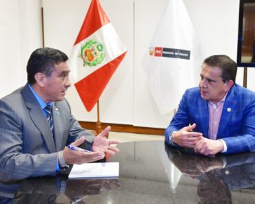 Gobernador Manuel Llempén se reunió con el Ministro del Interior para abordarla lucha contra la inseguridad.