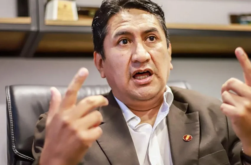 Vladimir Cerrón Rojas, por el caso de financiamiento a la campaña del partido político Perú Libre.