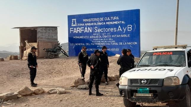 Ministerio de Cultura logró retirar pacíficamente a un grupo de invasores que intentaron tomar posesión del área intangible de la Zona Arqueológica Monumental Farfán.