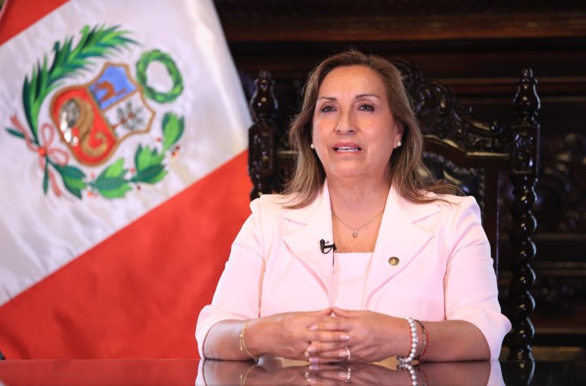  Dina Boluarte sobre investigación por aportes ilícitos en campaña de Perú Libre: «No ha existido ningún tipo de negociación»