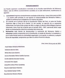 Espinoza acusó al Gobierno de dejarla sin seguridad, responsabilizando al Ministerio del Interior por no reforzar la protección en la sede institucional.