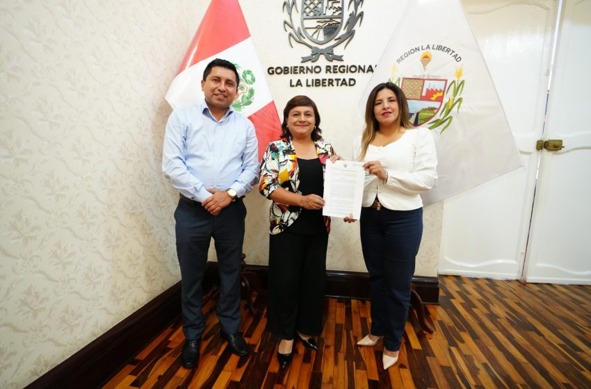 Cyntia Quesquén García es la nueva gerente regional de Salud de La Libertad