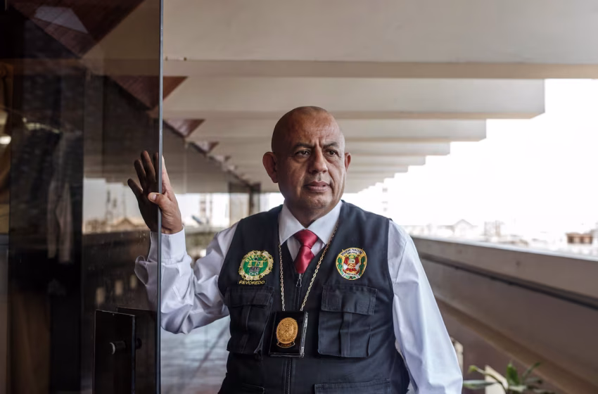  PNP nombra al coronel Víctor Revoredo como jefe de la nueva División de Investigación de Extorsiones