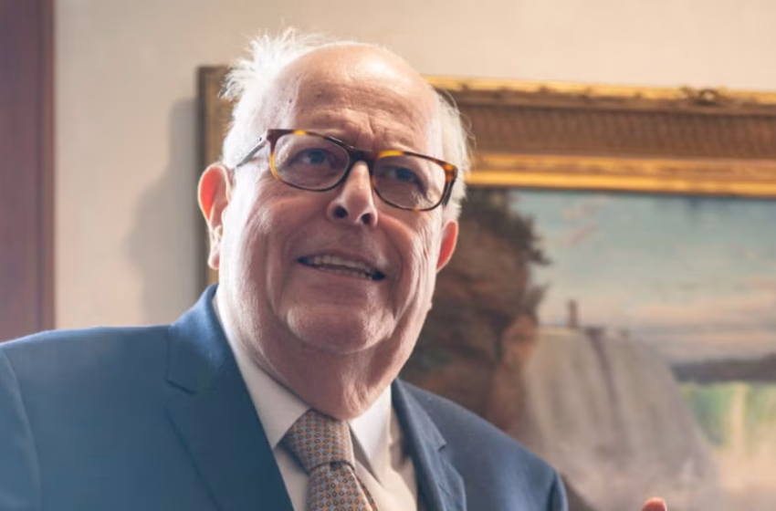 Julio Velarde continuará al frente del BCRP
