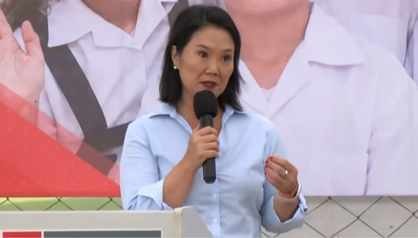  Keiko Fujimori: “Los más malcriados no van a estar en las aulas”
